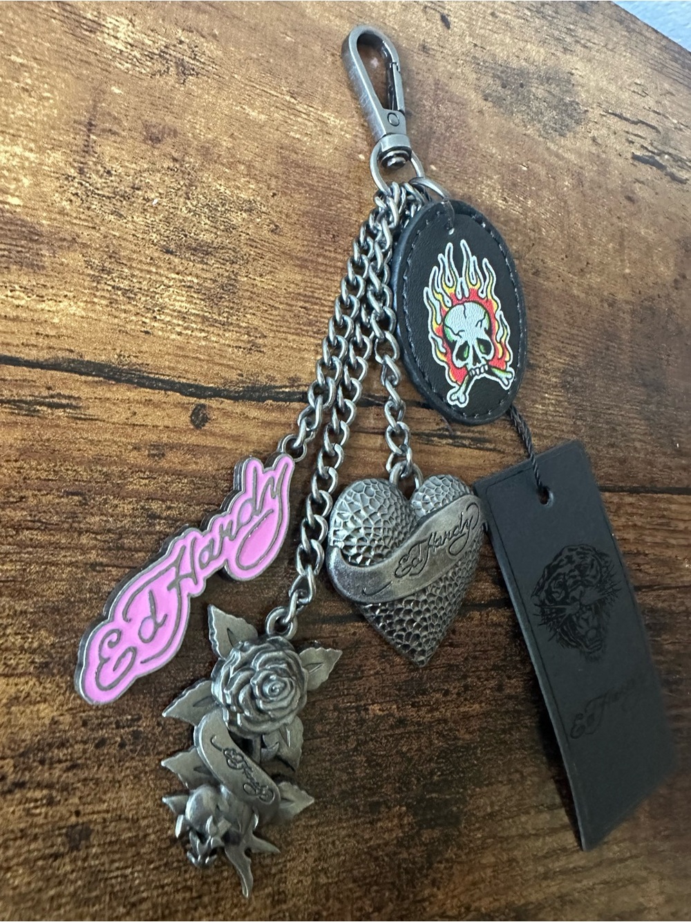 Ed Hardy Silver Black & Pink Heart & Skull Bag Charm Keychain with Logo NWT - Picture 2 of 3